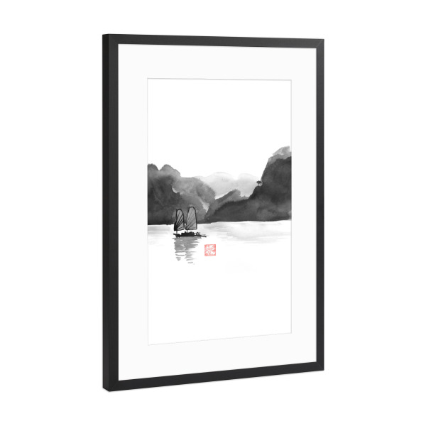 Poster mit Rahmen Schwarz (Metallic) "Boat in Halong Bay" artboxONE - Schwarzweiß,Reise / Asien - Boat,Along,Bay,Tree,Sumie,Vietnam