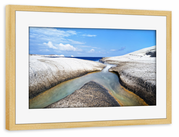 Poster mit Rahmen kiefer "Zusammenfluss am Bimssteinstrand" artboxONE - Natur,Reise,Reise / Strand und Meer,Reise / Länder,Buchstaben / Y