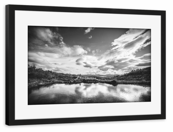 Poster mit Rahmen schwarz "Schwarzweiß" artboxONE - Natur,Schwarzweiß - Senja,Schwarzweiß,Norwegen