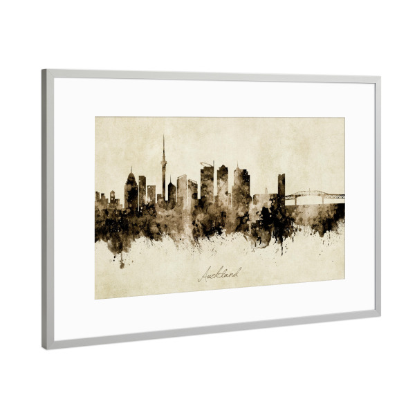 Poster mit Rahmen Silber "Auckland New Zealand Skyline Sepia" artboxONE - Städte