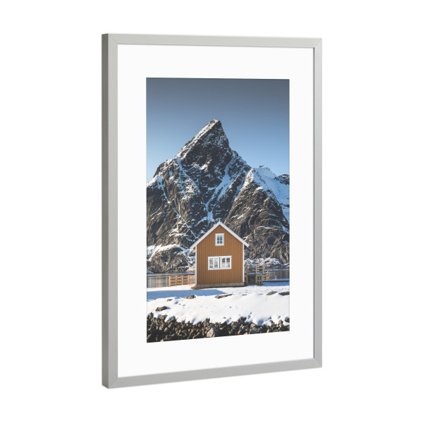 Poster mit Rahmen Silber "Lofoten Cabin" artboxONE - Reise - Lofoten,Hütte,Norwegen