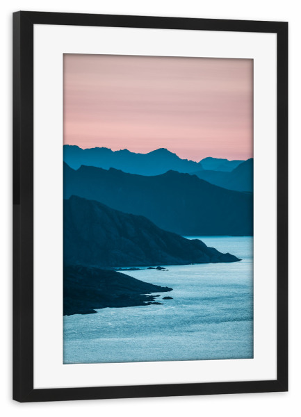 Poster mit Rahmen schwarz "Norwegen Landschaft" artboxONE - Natur,Reise - Norwegen,Küste,Meer,Wasser,Landschaft,Lofoten