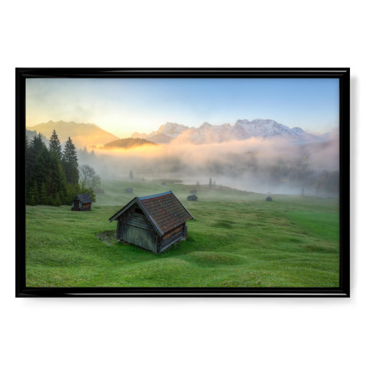 Nebel am Geroldsee in Bayern