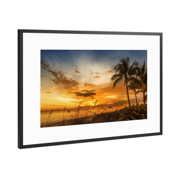 Poster mit Rahmen Schwarz (Metallic) "Traumhafter Sonnenuntergang" artboxONE - Reise / Strand und Meer