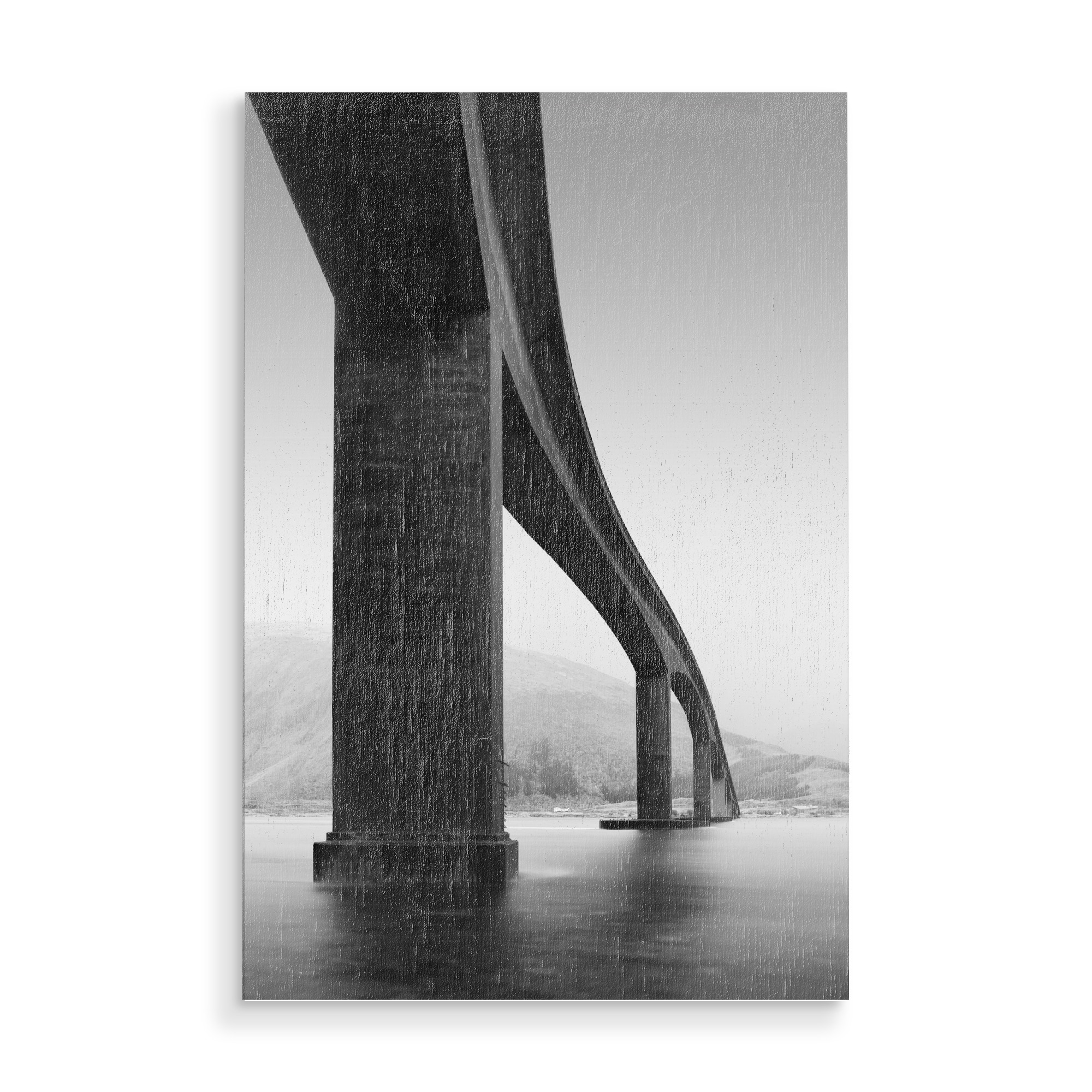 Holzbild "Gimsøystraumen Lofoten" artboxONE - Städte,Schwarzweiß,Architektur - Lofoten,Norwegen,Skandinavien,Brücke,Architecture,Berge