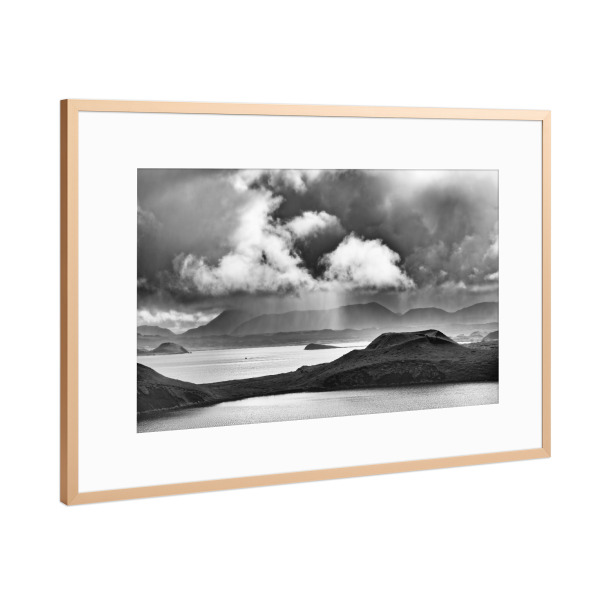 Poster mit Rahmen Kupfer "Island - Sonne und Regen am See" artboxONE - Natur,Schwarzweiß,Reise / Länder