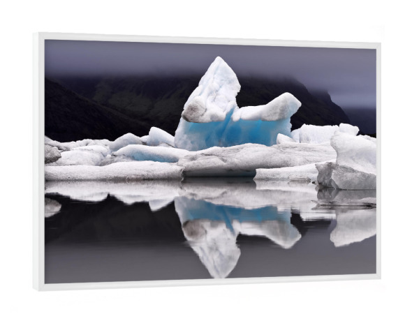 Poster mit weißem Rahmen "Eisformation mit Spiegelung" artboxONE - Natur,Reise / Länder