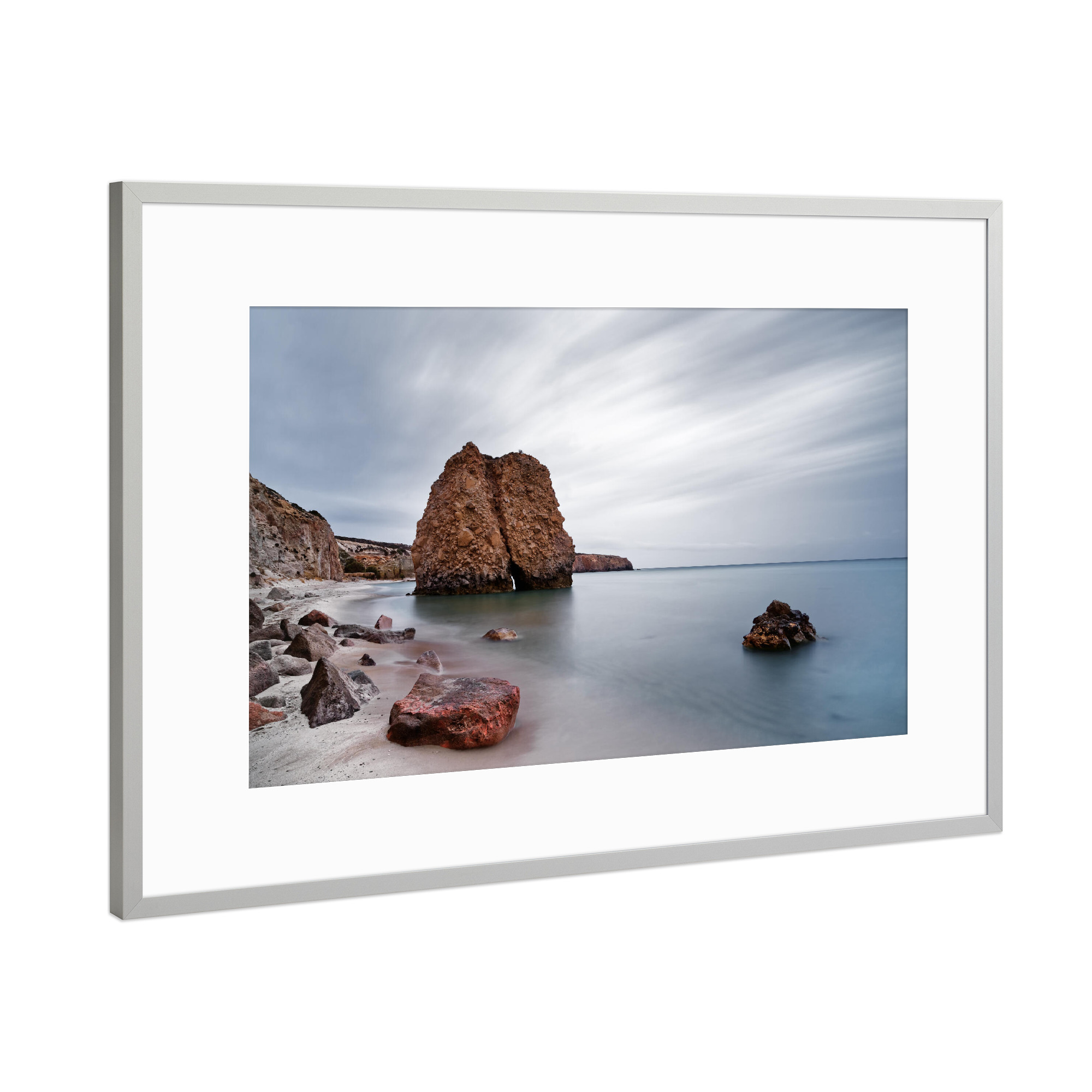 Poster mit Rahmen Silber "Strand mit Steinblöcken" artboxONE - Natur,Reise,Reise / Strand und Meer