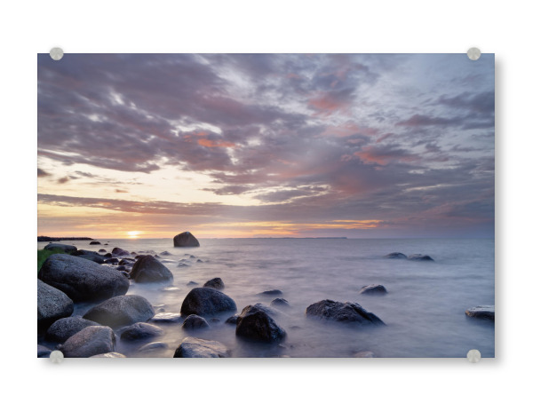 Acrylglasbild "Sonnenuntergang am Steinstrand" artboxONE - Natur,Reise / Strand und Meer