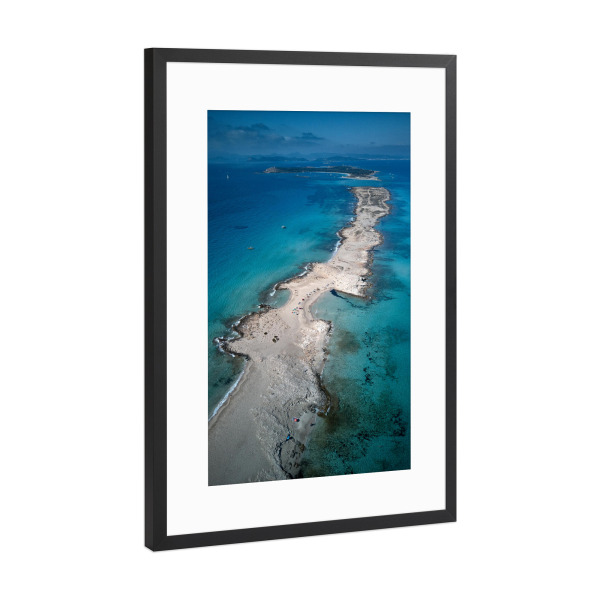 Poster mit Rahmen Schwarz (Metallic) "Line of Sand" artboxONE - Reise / Strand und Meer