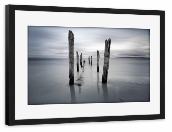 Poster mit Rahmen schwarz "Melancholie" artboxONE - Natur,Schwarzweiß,Reise / Strand und Meer