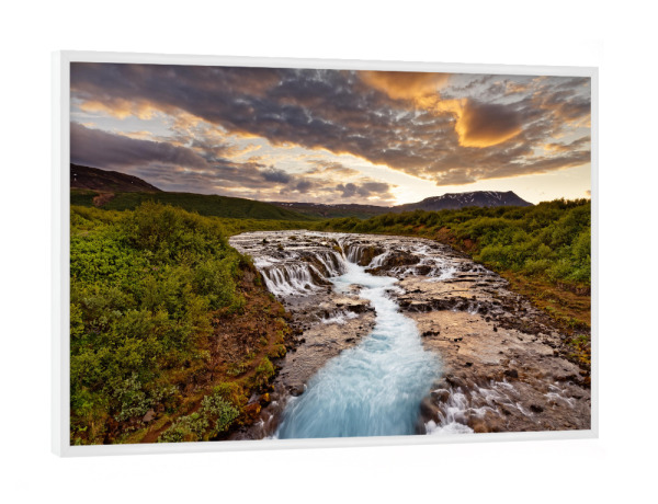 Poster mit weißem Rahmen "Wasserfall nach Sonnenuntergang" artboxONE - Natur,Reise,Reise / Länder