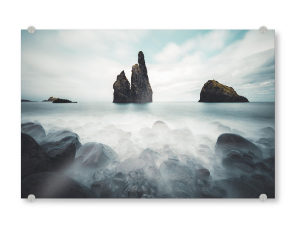Acrylglasbild "Waves on stones" artboxONE - Natur,Reise,Reise / Strand und Meer
