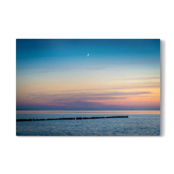 Galerie-Print "Mondsichel über Ostsee" 30x20 cm artboxONE