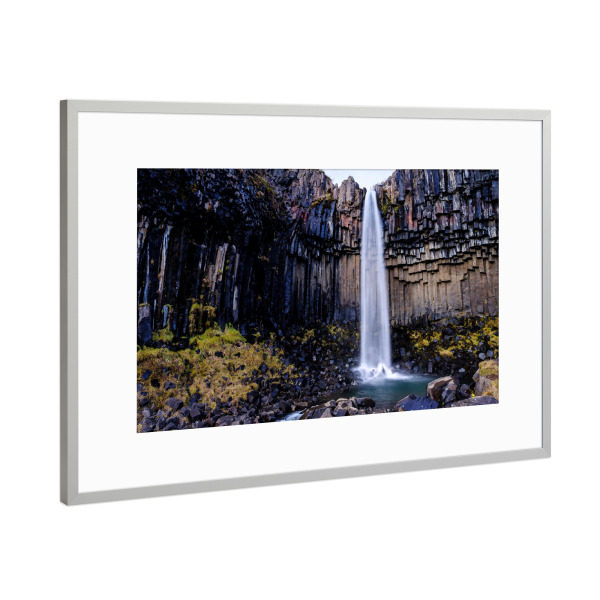 Poster mit Rahmen Silber "Svartifoss" artboxONE - Natur