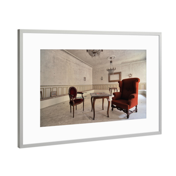 Poster mit Rahmen Silber "Red Chairs" artboxONE - Architektur