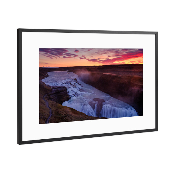 Poster mit Rahmen Schwarz (Metallic) "Gullfoss sunrise" artboxONE - Natur