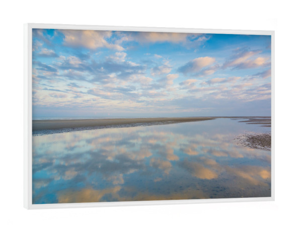 Poster mit weißem Rahmen "Morgen an der Nordsee" artboxONE - Natur