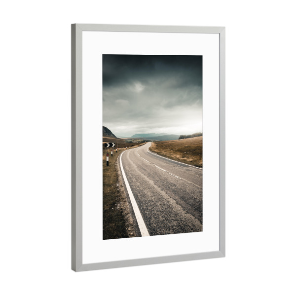 Poster mit Rahmen Silber "Road through the Highlands" artboxONE - Natur,Reise,Reise / Länder