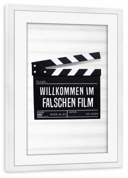 Poster mit Rahmen weiß "Falscher Film - Regieklappe" artboxONE - Typografie,Film,Schwarzweiß