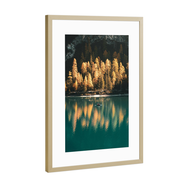 Poster mit Rahmen Gold "Ruderboot im See" artboxONE - Natur