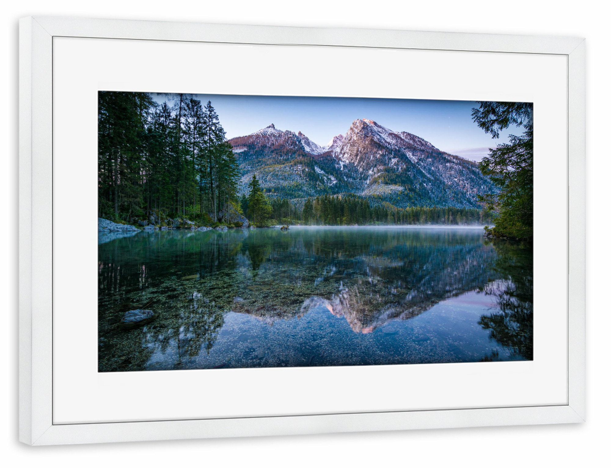 Poster mit Rahmen weiß "Hintersee Spiegelbild" artboxONE - Natur