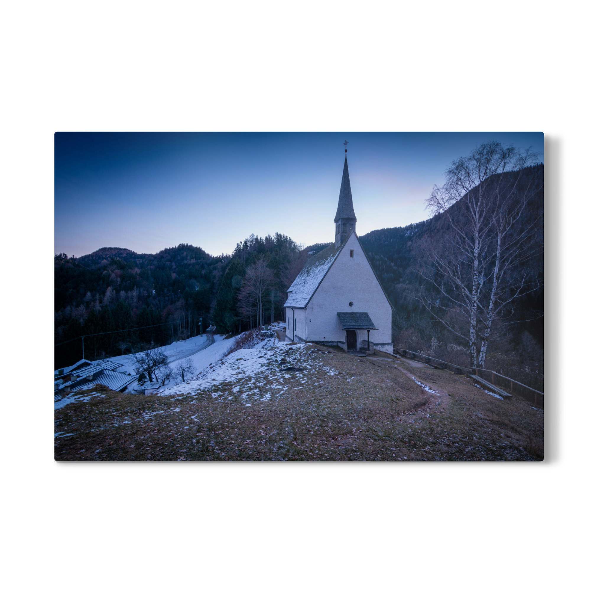Galerie-Print "Kapelle im Chiemgau" 75x50 cm artboxONE