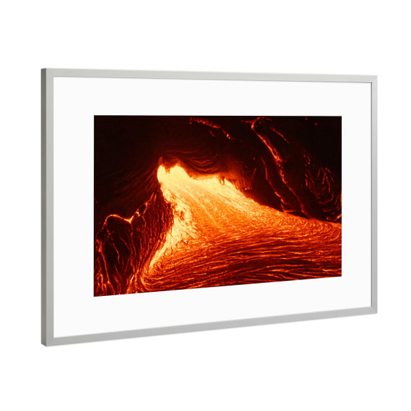 Poster mit Rahmen Silber "Heiße Lava auf Hawaii" artboxONE - Natur,Abstrakt,Reise / Länder