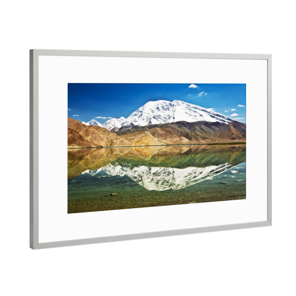 Poster mit Rahmen Silber "Im Spiegel" artboxONE - Natur,Reise / Asien