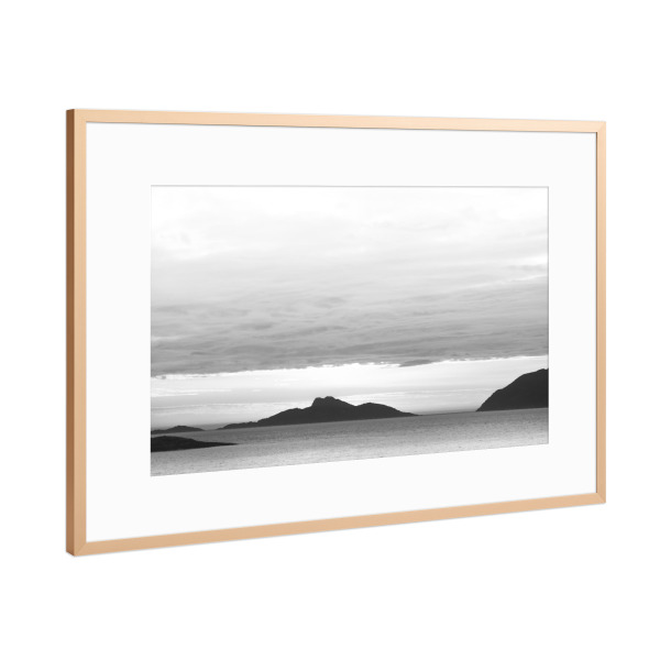 Poster mit Rahmen Kupfer "Wolkenhorizont" artboxONE - Natur,Schwarzweiß,Reise / Strand und Meer