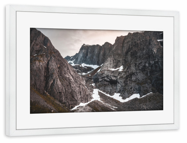 Poster mit Rahmen weiß "Remains of Winter" artboxONE - Natur,Reise