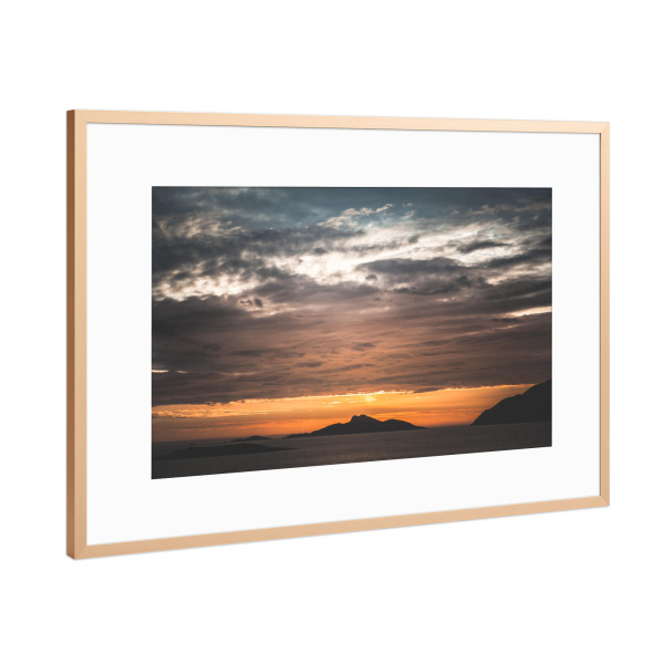 Poster mit Rahmen Kupfer "Midnight's Coast" artboxONE - Natur,Reise / Strand und Meer