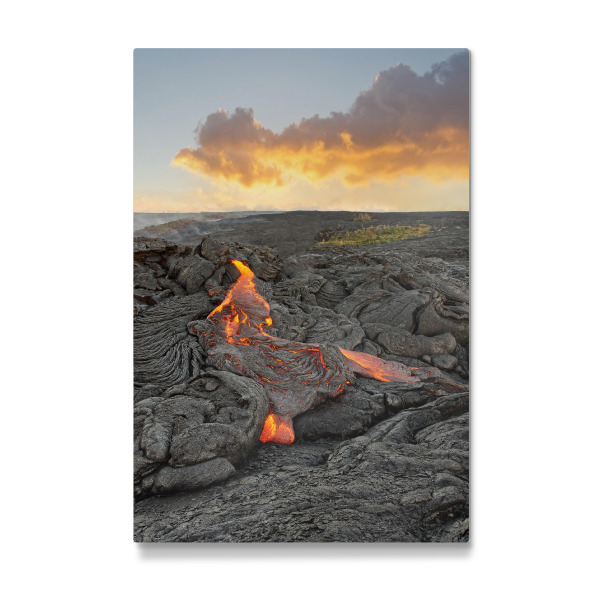 Galerie-Print "Vulkangebiet mit Lavastrom" 30x20 cm artboxONE