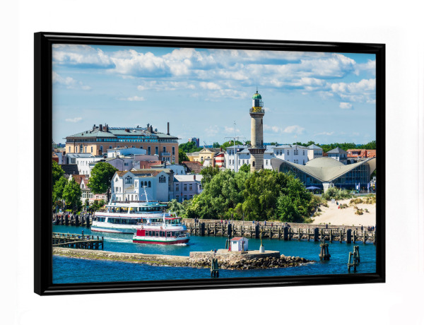 Poster mit schwarzem Rahmen "Leuchtturm in Warnemünde" artboxONE - Reise,Architektur,Reise / Strand und Meer