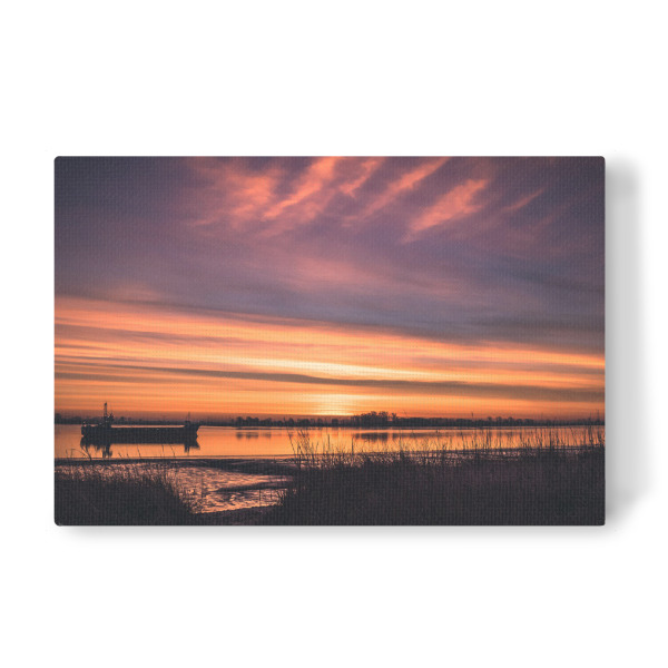 Leinwandbild "Vor Anker im Sonnenaufgang" artboxONE - Natur,Reise / Strand und Meer