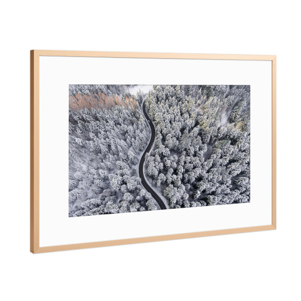 Poster mit Rahmen Kupfer "Winter road" artboxONE - Natur,Reise,Abstrakt,Automobile