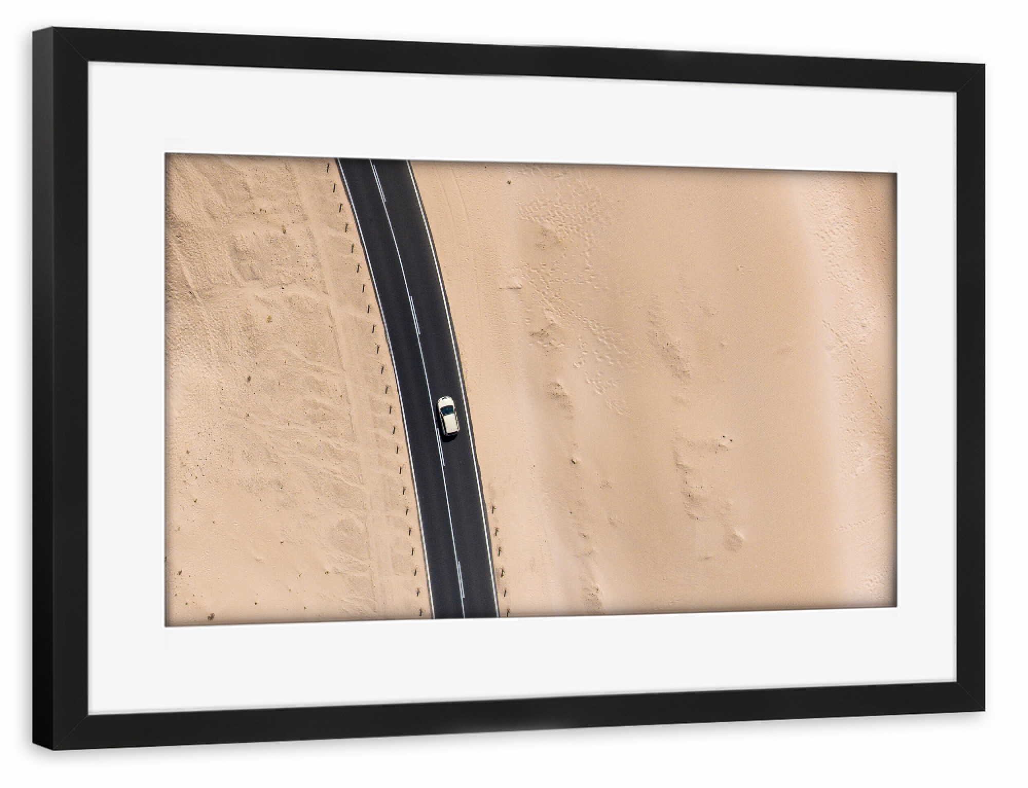 Poster mit Rahmen schwarz "Across the desert" artboxONE - Natur,Reise,Reise / Strand und Meer,Automobile