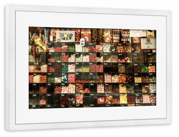 Poster mit Rahmen weiß "Bunte Tüte" artboxONE - Essen & Trinken,Städte / Weitere