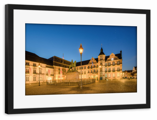 Poster mit Rahmen schwarz "Rathaus Düsseldorf" artboxONE - Städte,Reise,Architektur,Städte / Düsseldorf