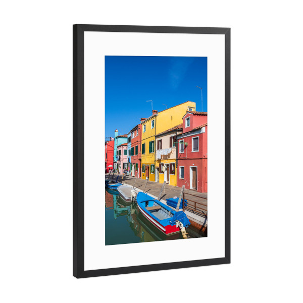 Poster mit Rahmen Schwarz (Metallic) "Gebäude auf der Insel Burano" artboxONE - Reise,Architektur,Städte / Venedig,Reise / Länder