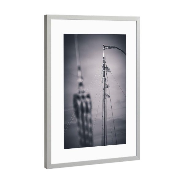 Poster mit Rahmen Silber "Segelmast" artboxONE - Reise,Schwarzweiß,Reise / Strand und Meer