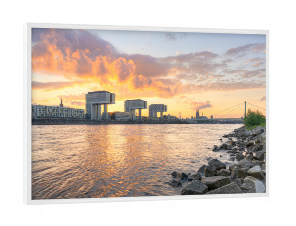 Poster mit weißem Rahmen "Sommerabend am Rhein in Köln" artboxONE - Städte,Städte / Köln,Reise,Architektur