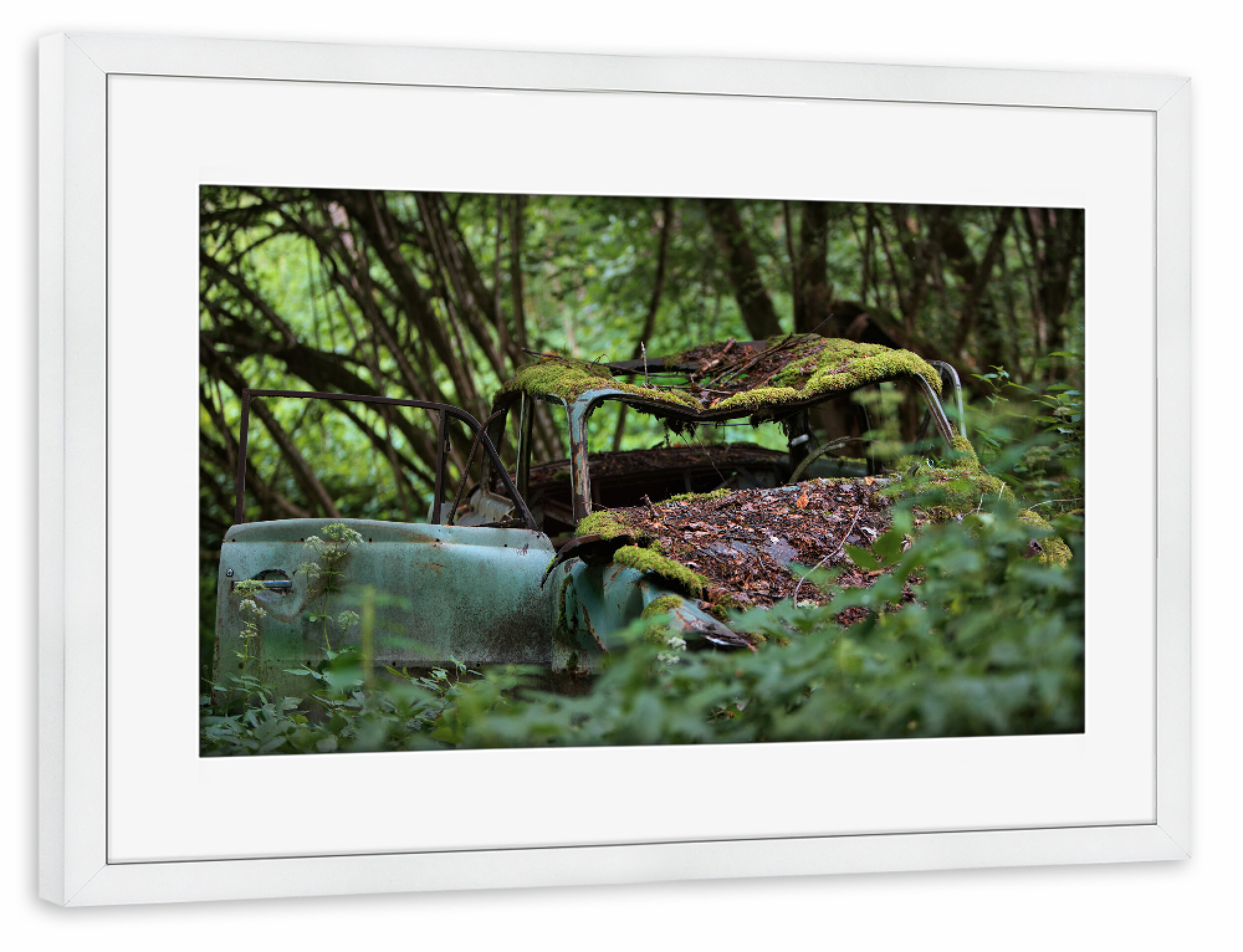 Poster mit Rahmen weiß "Behind the woods" artboxONE - Natur,Automobile