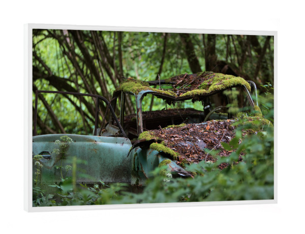 Poster mit weißem Rahmen "Behind the woods" artboxONE - Natur,Automobile