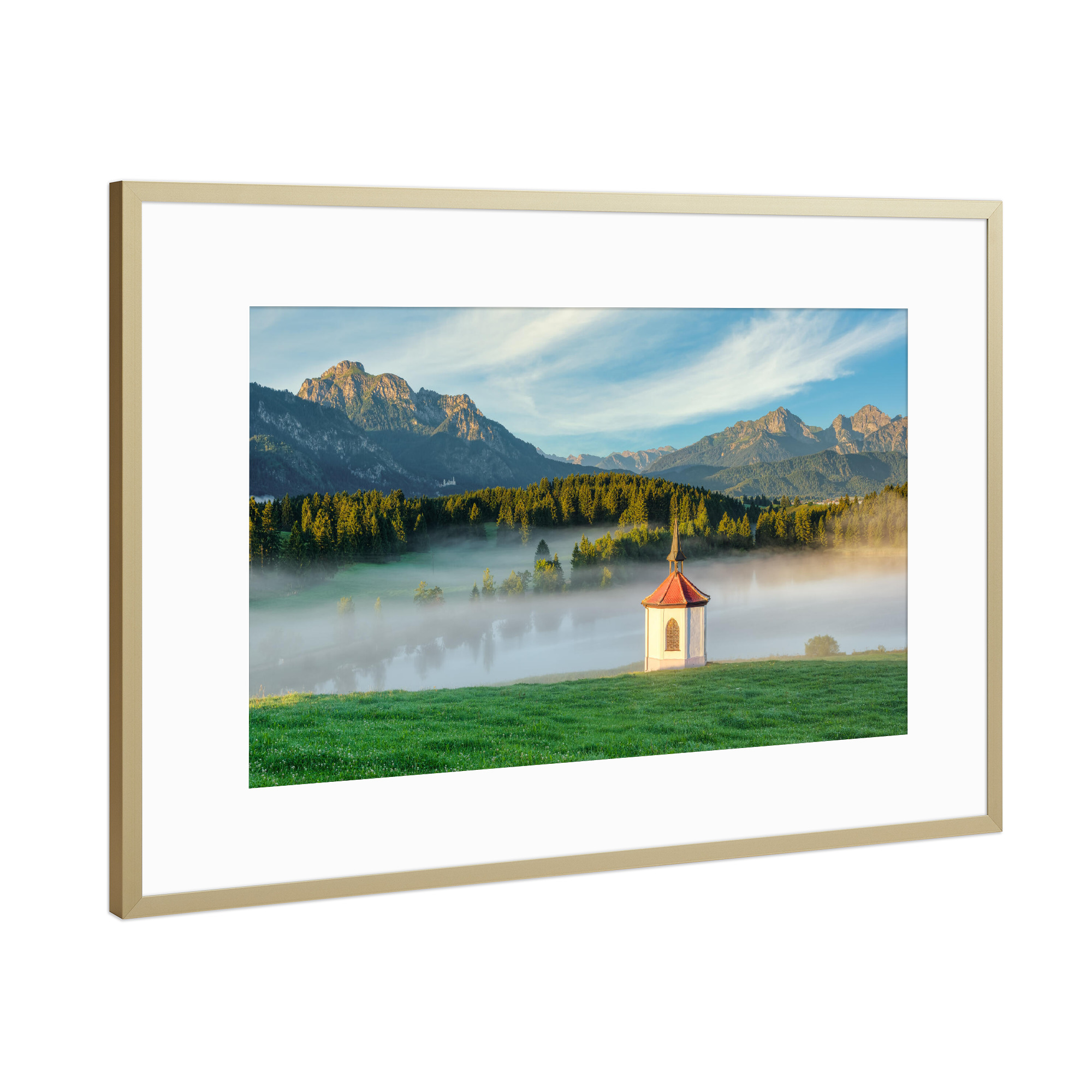 Poster mit Rahmen Gold "Kapelle am Hergratsrieder See" artboxONE - Natur,Reise