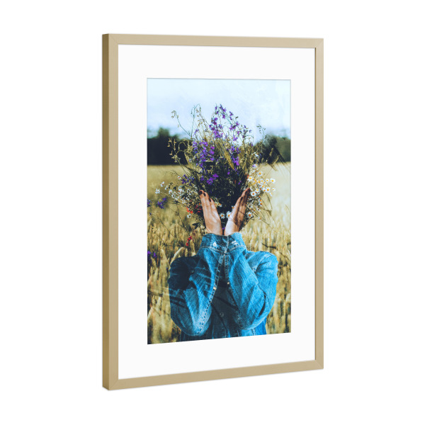 Poster mit Rahmen Gold "Breathing flowers" artboxONE - Natur,Floral,Menschen