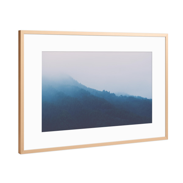 Poster mit Rahmen Kupfer "Waldhang im Nebel" artboxONE - Natur - Nebel,Dunst,Wald,Mystisch,Natur,Nature,Fog,Foggy