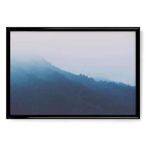 Waldhang im Nebel Waldhang im Nebel