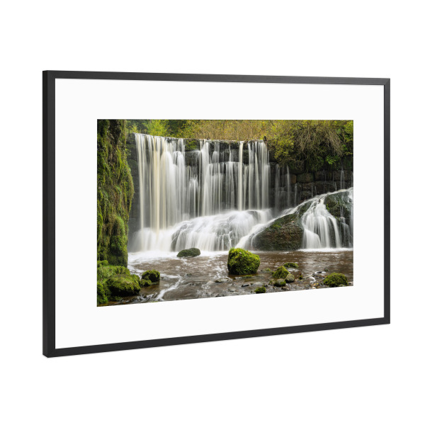 Poster mit Rahmen Schwarz (Metallic) "Geratser Wasserfall" artboxONE - Natur,Reise