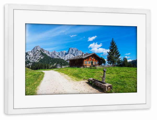 Poster mit Rahmen weiß "Litzlalm mit Hütte in Österreich" artboxONE - Natur,Reise